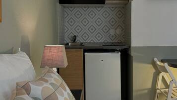 1 chambre, fer et planche Ă repasser, Wi-Fi, draps fournis