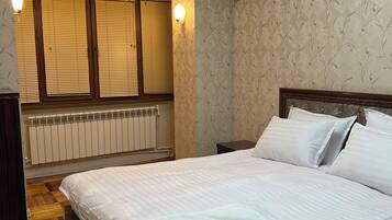 3 Schlafzimmer, Bügeleisen/Bügelbrett, WLAN, Bettwäsche
