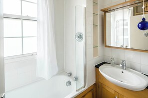 Klassiek appartement | Badkamer