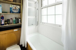 Classic-Apartment | Badezimmer