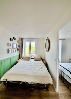 1 bedroom, free WiFi, bed sheets
