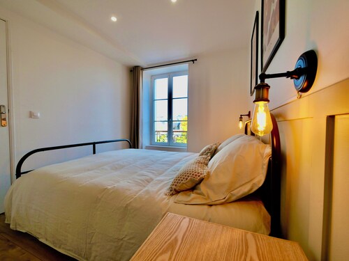 D-DAY SUITES - carentanlocation.fr : LIBERTY Centre Ville/4 pers/2min de la gare