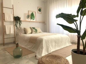 2 habitaciones, cuna de viaje, wifi gratis y ropa de cama 