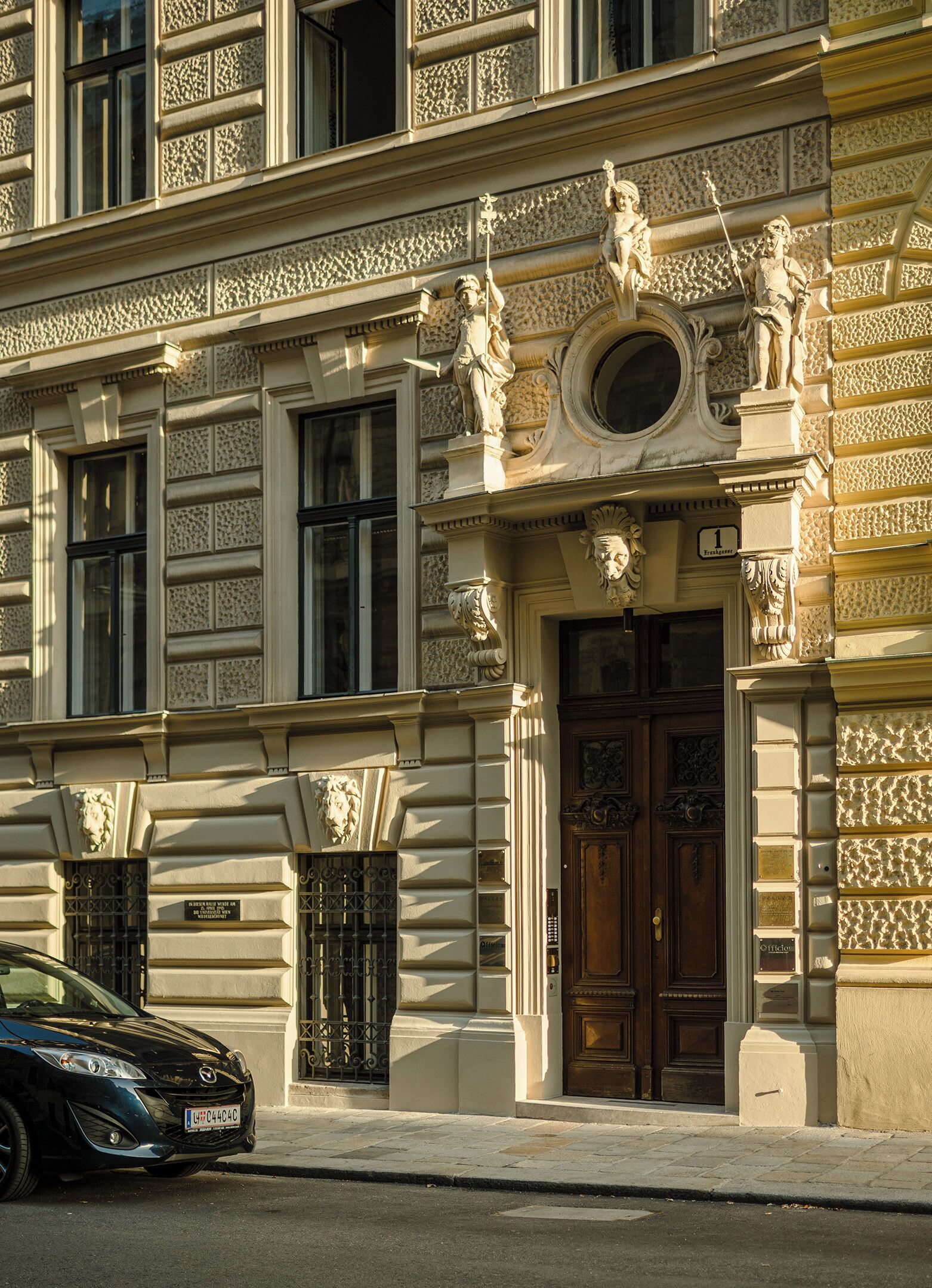 Façana frontal de l'allotjament