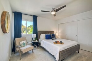 Rumah, Beberapa Tempat Tidur, akses ke kolam renang, pemandangan kolam renang (Cali Life) | 4 kamar tidur dan didekorasi berbeda-beda