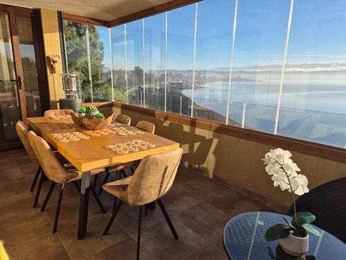 Modern Lakefront Apartment with Stunning Terrace Views in Villarica