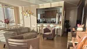 Living area - Modern Lakefront Apartment with Stunning Terrace Views in Villarica (Villarica)