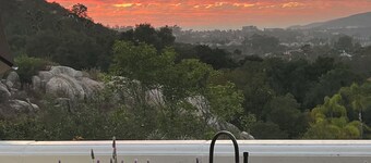 Charming 1-bedroom guest house/resort style in quiet, gated community in Poway.