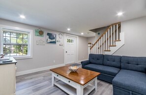 Interior - Beach house in Follins Bay, Bass River (Dennis)