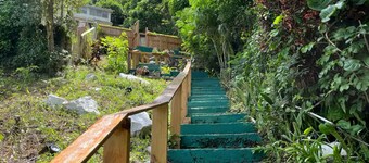 Cozy cabin with hot water jacuzzi and AC in the mountains of Guayama.