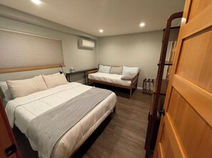 1 bedroom, WiFi, bed sheets