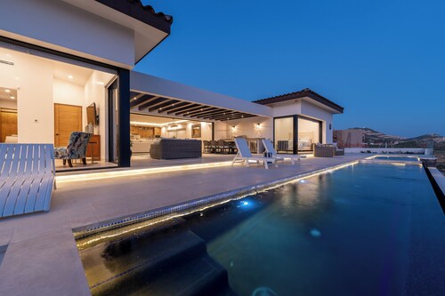 Peaceful Ocean View Retreat with Private Pool at Quivira