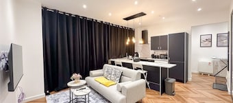 Modern 2 Bedroom Flat in Luton Town Centre