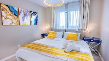 10 bedrooms, WiFi, bed sheets