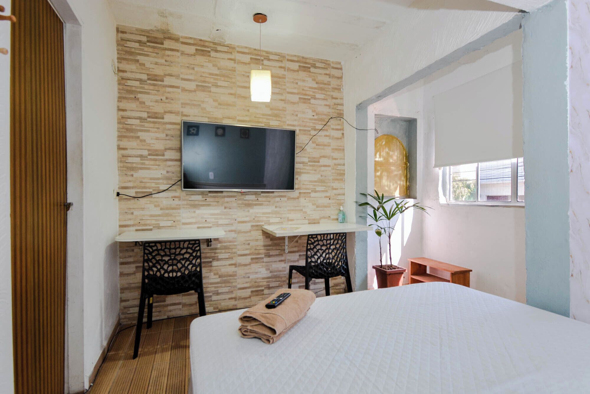 1 bedroom, desk, free WiFi