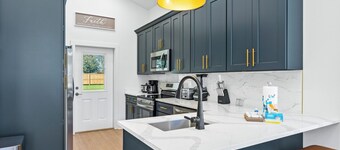 Modern, Cozy and Spacious Home in Foley Alabama.