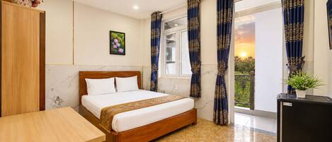Superior Double Room, Balcony, City View | Blackout drapes, soundproofing, free WiFi, bed sheets
