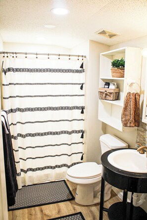 Shower, towels, soap, shampoo - Newly Renovated Studio, a home away from home, Greenville/Greer, safe quiet nbhd (Taylors)