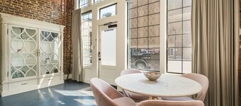 Beautiful & Extra Large Loft with 2 King Suites
