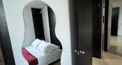 Beautiful furnished apartment, 3 bedrooms 2 bathrooms