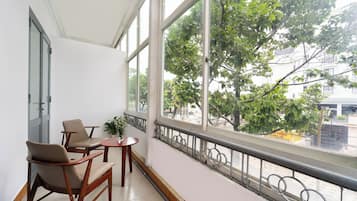 Standard Suite, City View | Terrace/patio