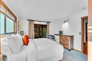 5 habitaciones, escritorio, cuna de viaje y wifi 