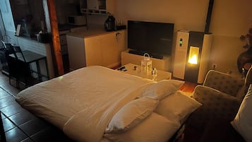 Apartment, 1 Bedroom | 2 bedrooms