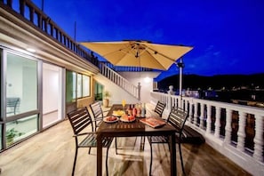 Interior - 8cm Blue Inn (Shengsi)