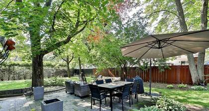 Pine Retreat: Private 2Br Unit with Patio & Fireplace (Free Parking)