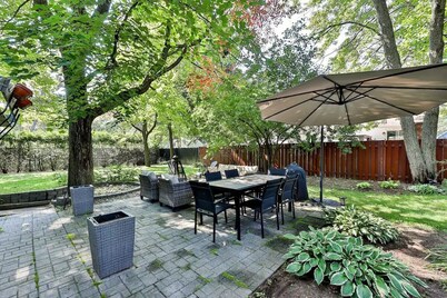 Pine Retreat: Private 2Br Unit with Patio & Fireplace (Free Parking)