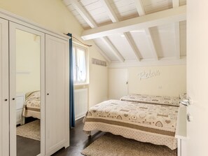 2 slaapkamers, reisbedje, gratis wifi