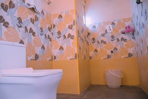 Bathroom - Naksha Tree Hotels - Ramapuram (Chennai)