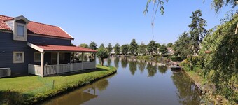Bungalow in Zuytland With Private Fishing Jetty