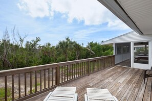 Terrace/patio - Charming Island Cottage in Dunes Golf Tennis Club (Sanibel)
