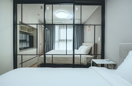 Soundproofing, free WiFi, wheelchair access