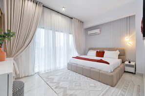 2 bedrooms, desk, iron/ironing board, free WiFi