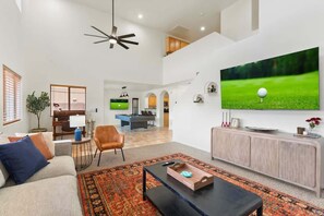 Smart TV, videojuegos y oficina