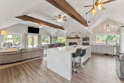 Skykomish River Estate | 5 Acre, 5 Bed, Riverfront