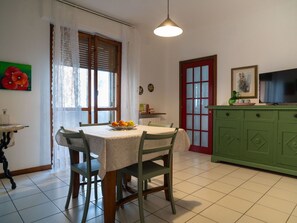 Unclassified image, 3 of 32, button - Nice apartment for 7 people with WIFI, TV, balcony and pets allowed (Montesilvano Marina)