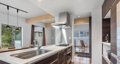 Hikari Snow Villas - House B