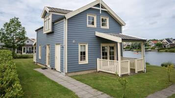 House | Exterior