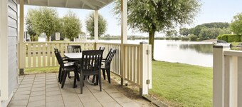 Bungalow by Water Near Rotterdam With Sauna