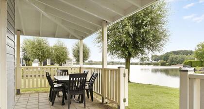 Bungalow by Water Near Rotterdam With Sauna