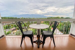 Quarto solteiro luxo, vista para a colina | Terraço/pátio