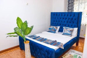 Individually decorated, individually furnished, free WiFi, bed sheets - Airport Landing Apartments (Nairobi)