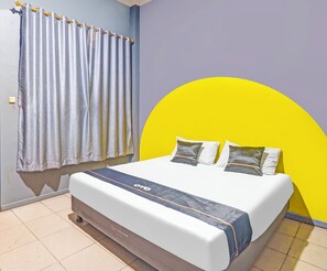 Deluxe Double Room | Premium bedding, free WiFi, bed sheets - Collection O Tanah Abang Near Stasiun Tanah Abang  Formerly Hotel Bimo Slipi (Jakarta)
