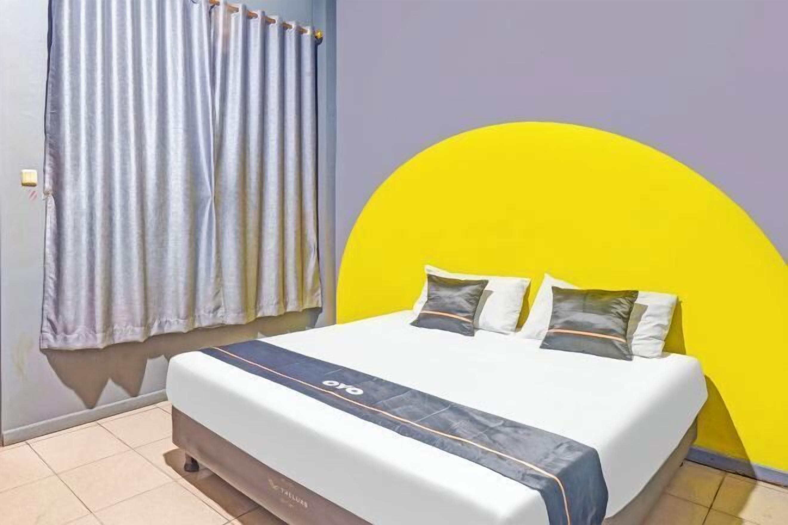 Premium bedding, free WiFi, bed sheets