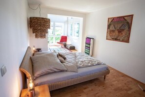 1 habitación y ropa de cama 