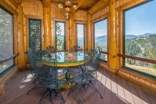 Big Sky Beehive Basin Cabin