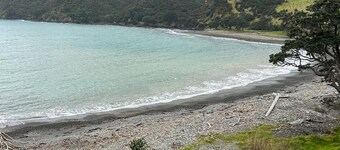 Set Sail for Relaxation.
Cosy Beachside Cottage at Port Charles.